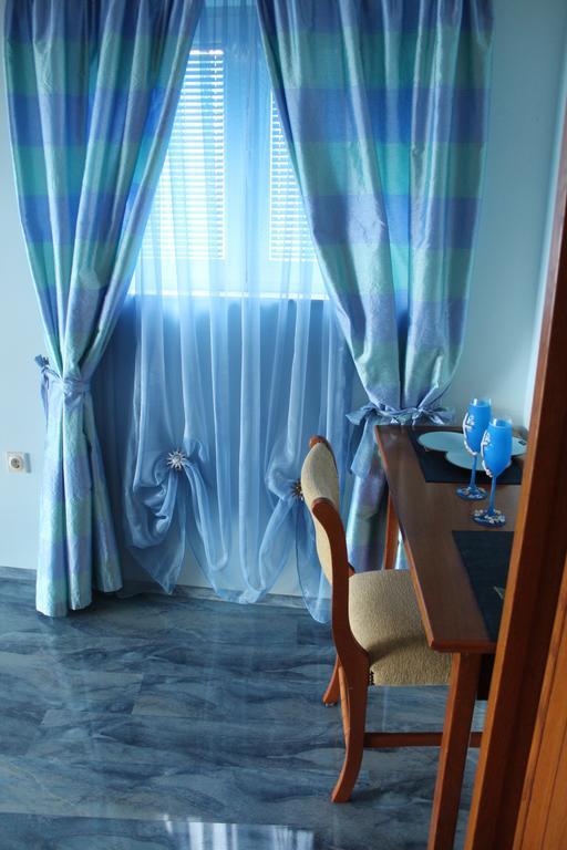 Tazex Apartments Herceg Novi Quarto foto